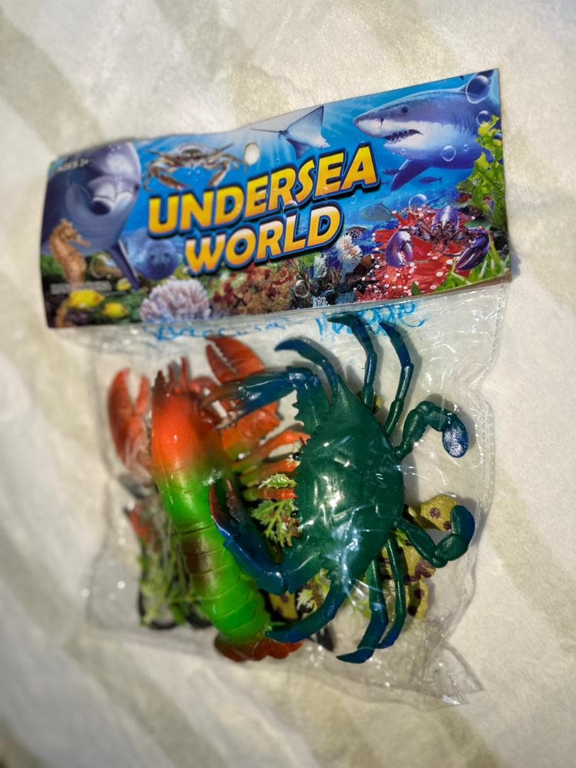 Deep Blue Ocean Discovery Kit